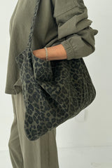 Happy Carry Bag, Fern Leopard