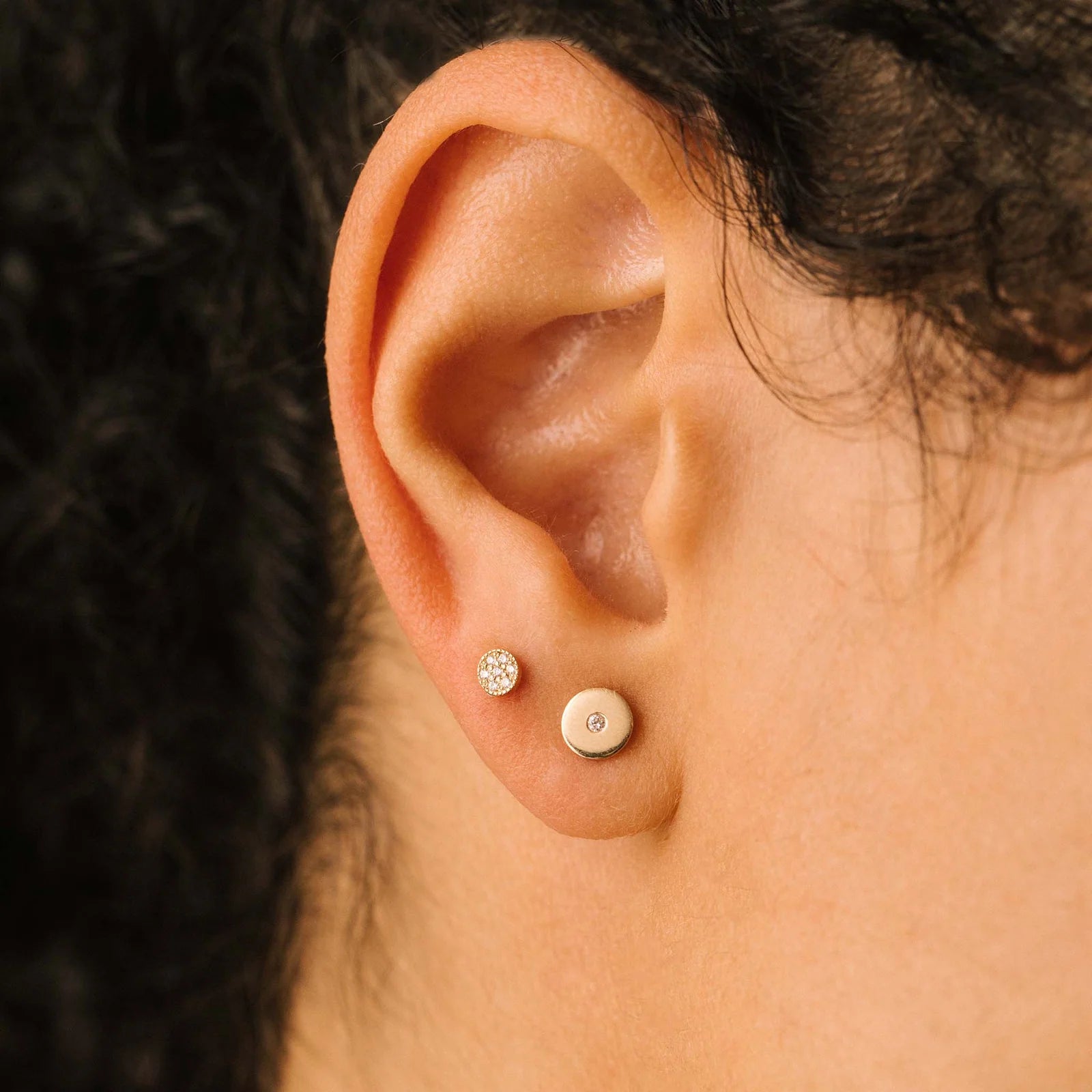 Itty Bitty Pavé Diamond Disc Stud Earring