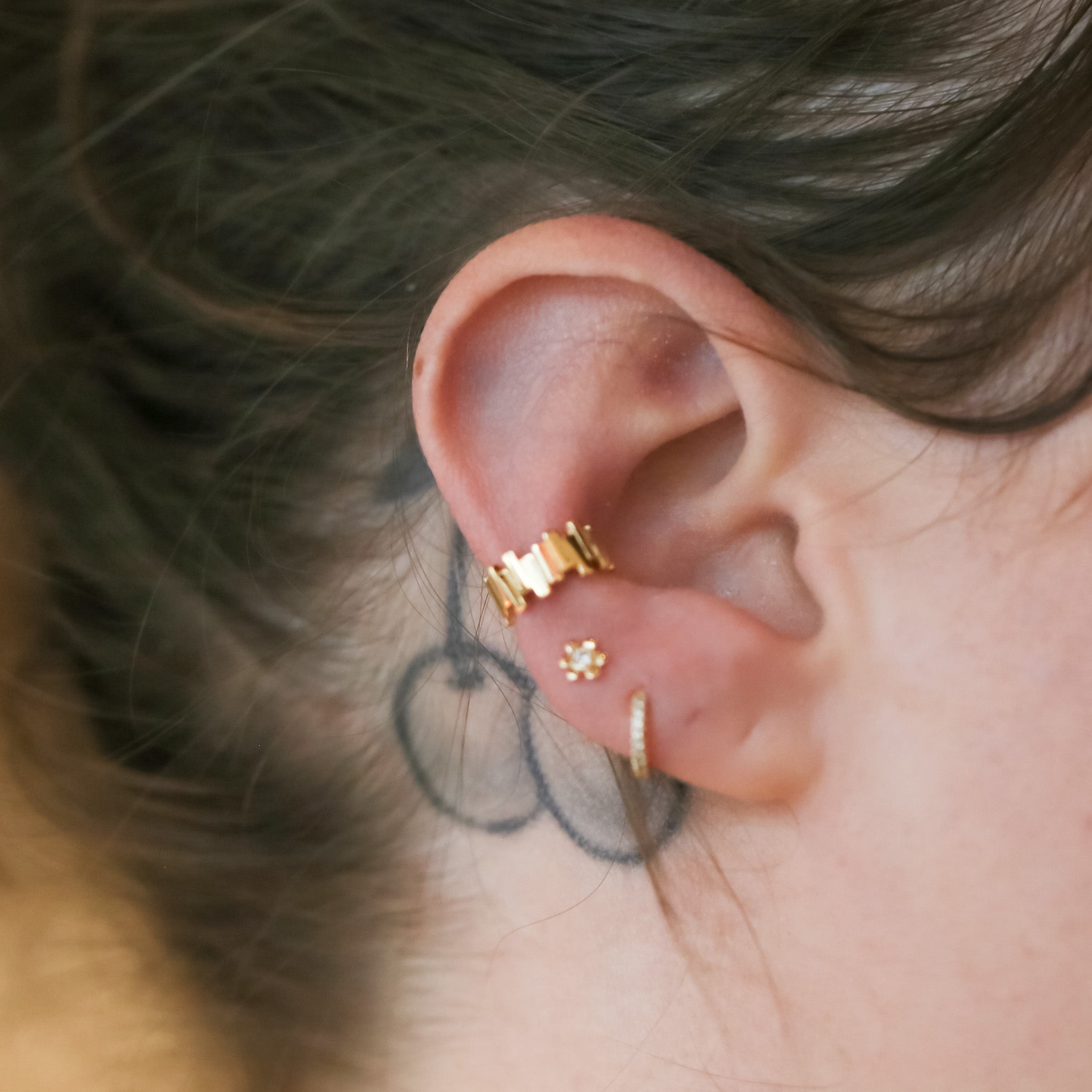 Suzanne Kalan | 18k Solid Gold Ear Cuff