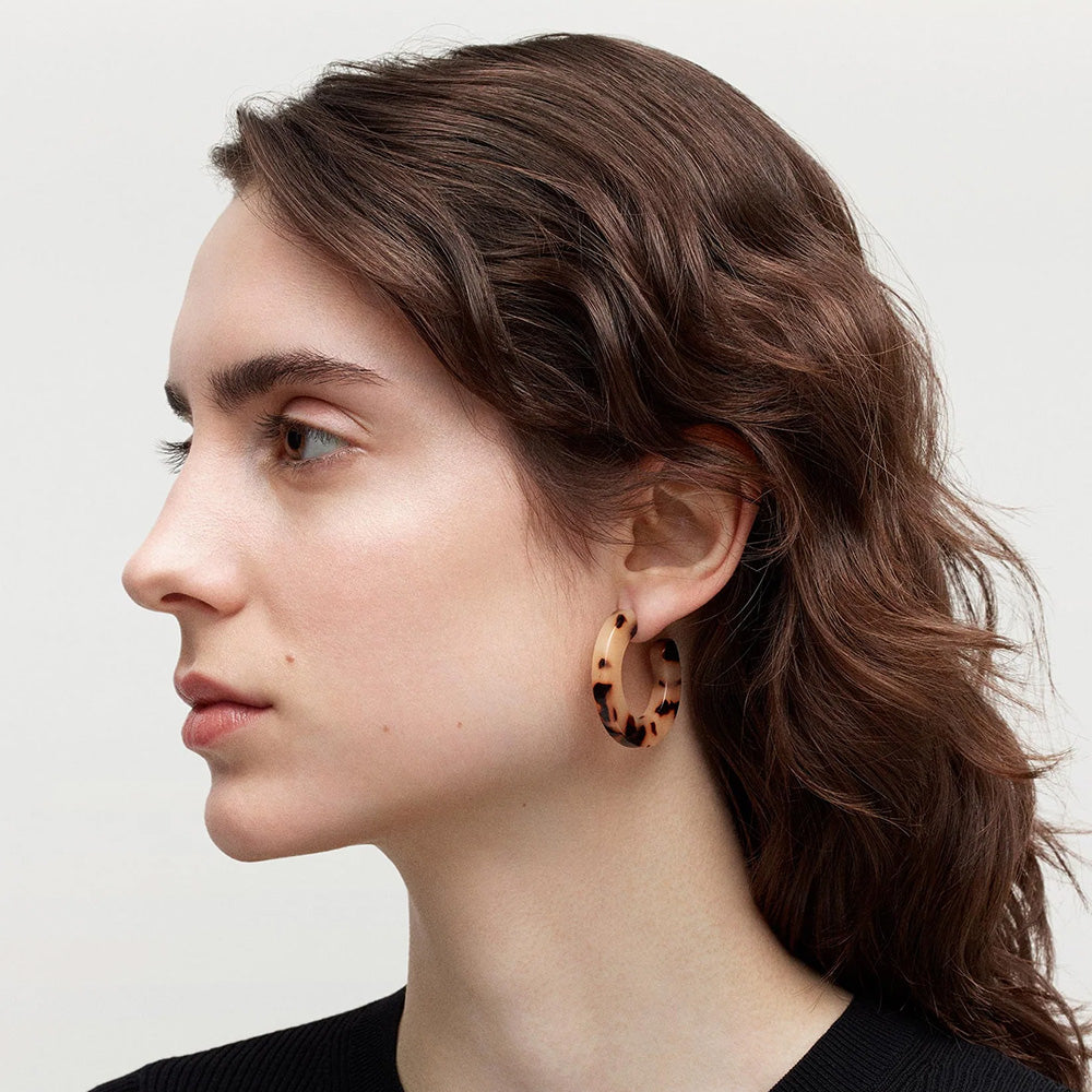 Kate Hoops, Perle Noir