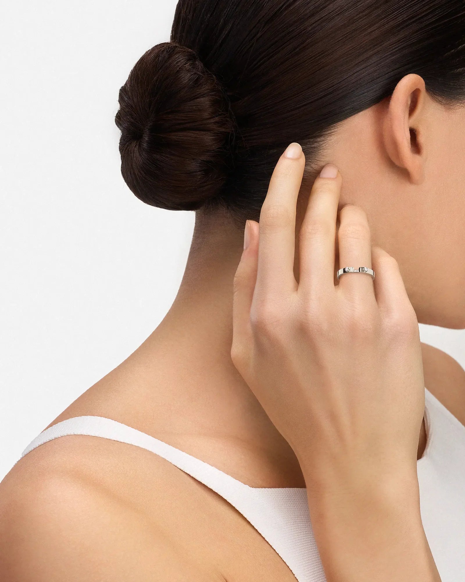 Business Meeting 2.9mm Mood Ring with Diamonds
