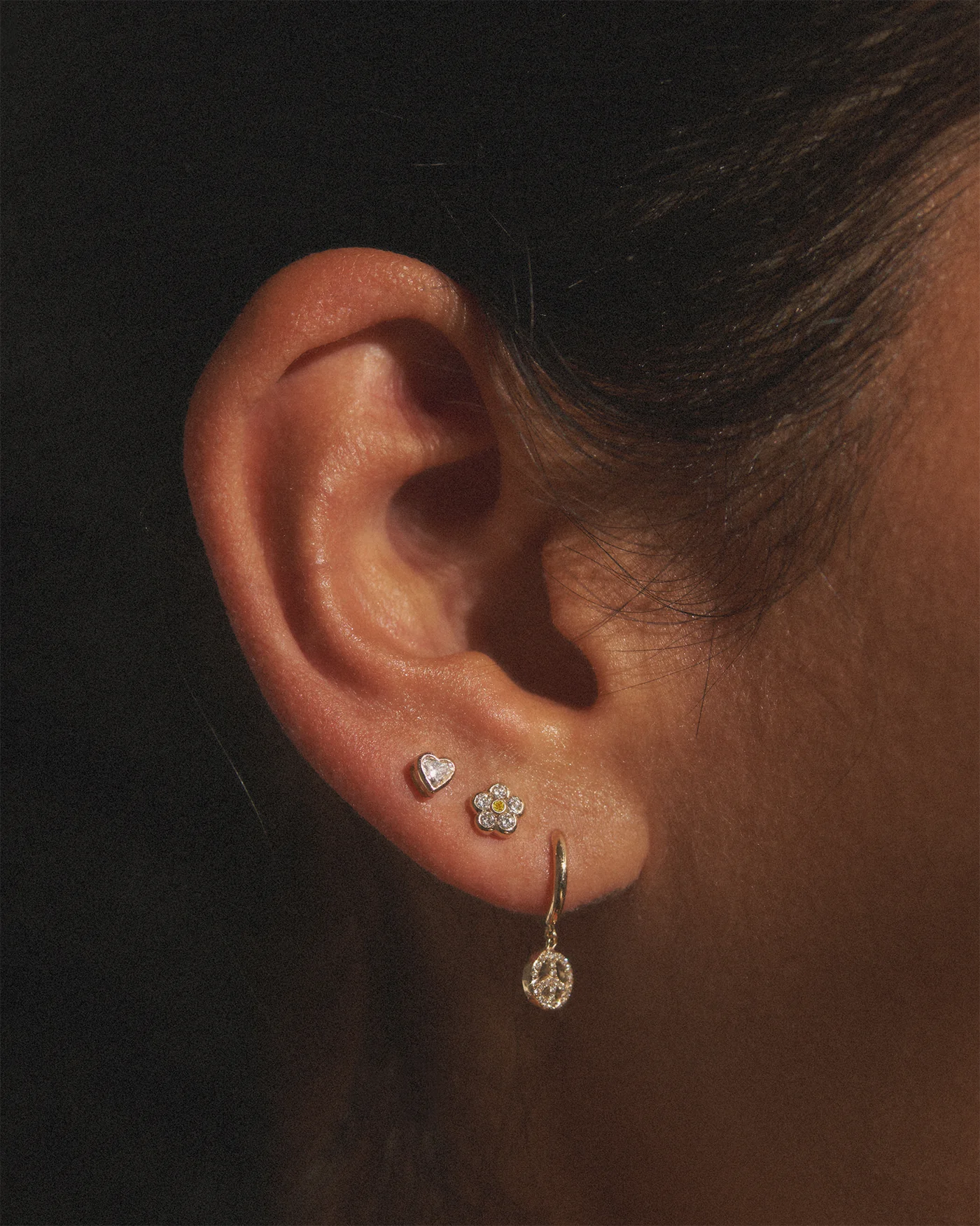 Pamela Love | Bezel White Diamond Flower Stud Earring (Single)