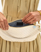 Petit Moyen Messenger, Woven Cream Checker