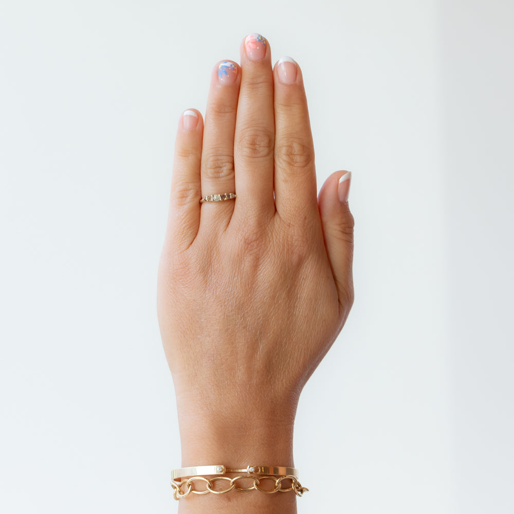 Ruth Tomlinson | Six Stone Mixed Diamond Ring