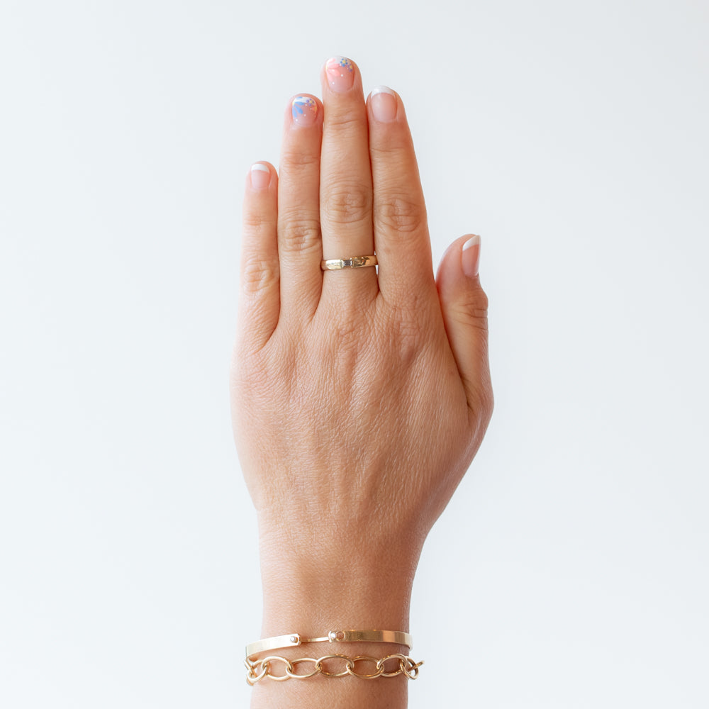 Baguette Diamond Bridge Band