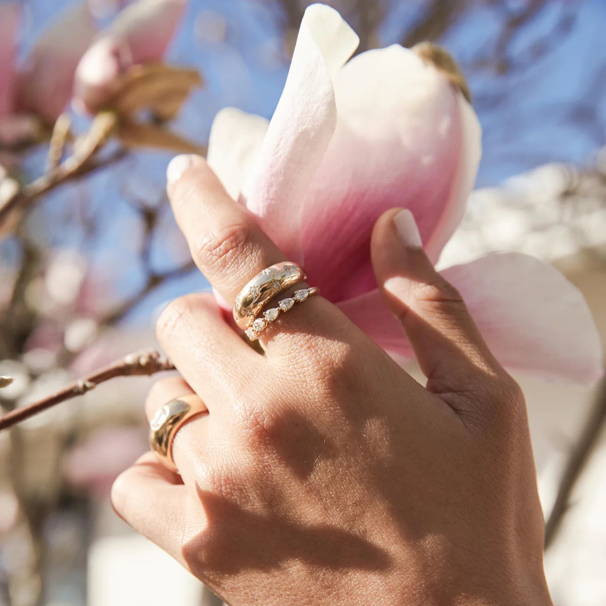 Zoe Chicco | Small Aura Ring with Graduating Star Set Scattered Diamonds