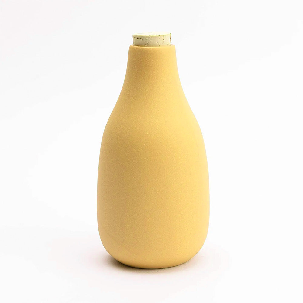 Pigeon Toe | Simple Carafe, Pollen