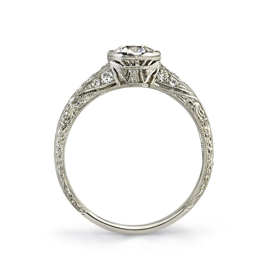 Single Stone platinum ring with diamonds, side view