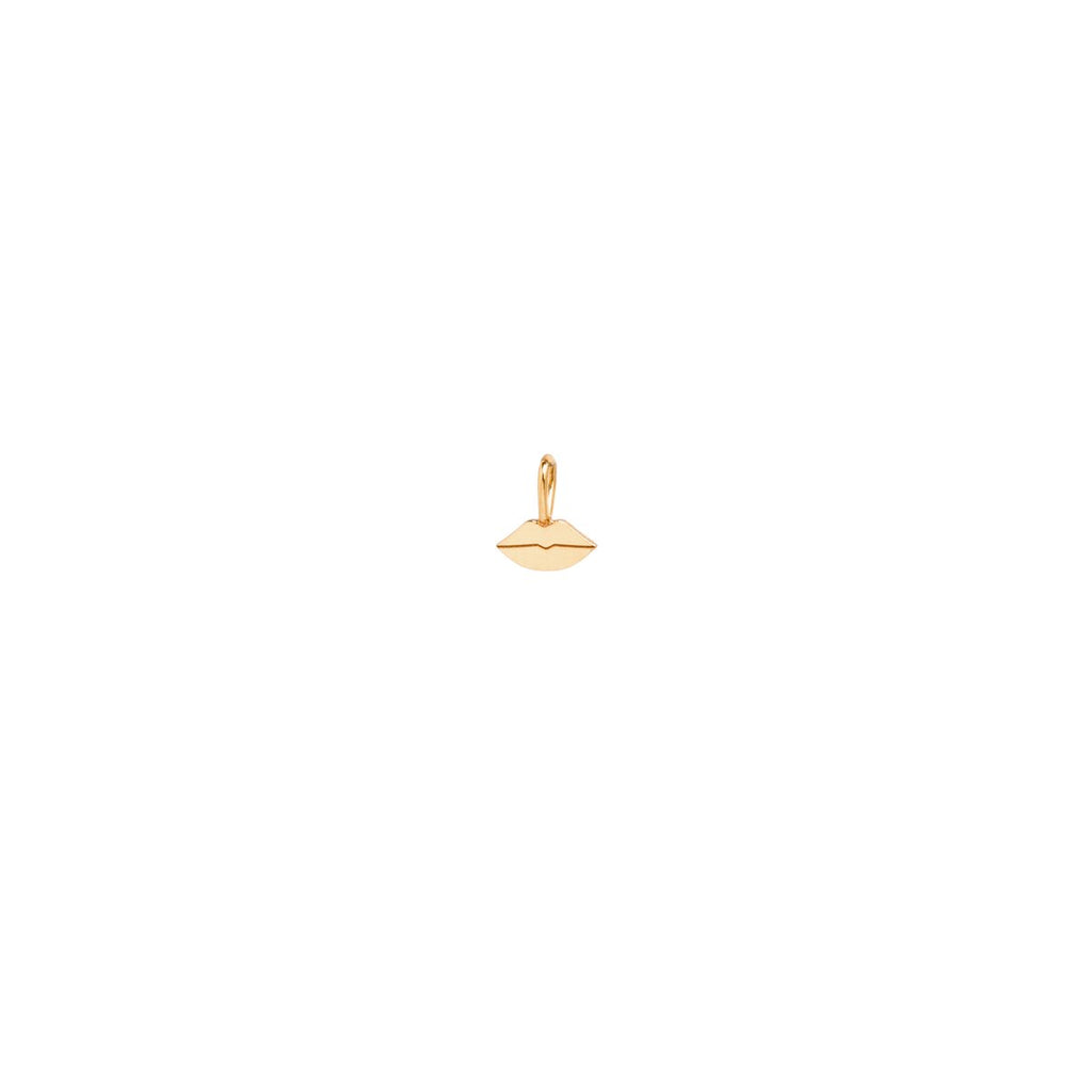 Zoe Chicco gold lips charm, front view