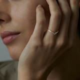 Satomi Kawakita | White Diamond Contour Circle Band