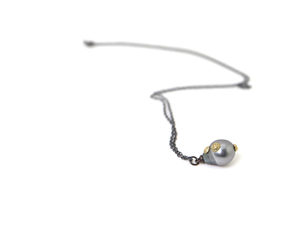 Hannah Blount gray pearl necklace with oxidized silver chain and gold accents, front view