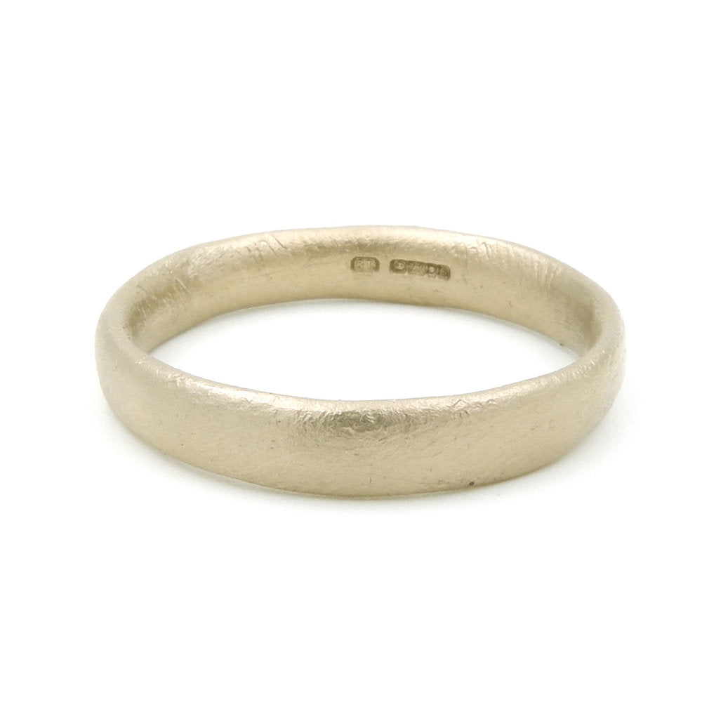 Ruth Tomlinson white gold band, front view