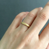 Satomi Kawakita | 2.8mm Hammered Band