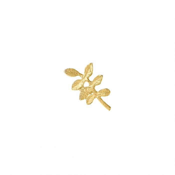 Alex Monroe gold leaf stud earring, front view